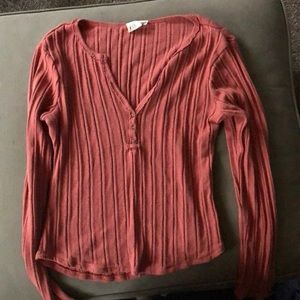 Adorable long sleeve!